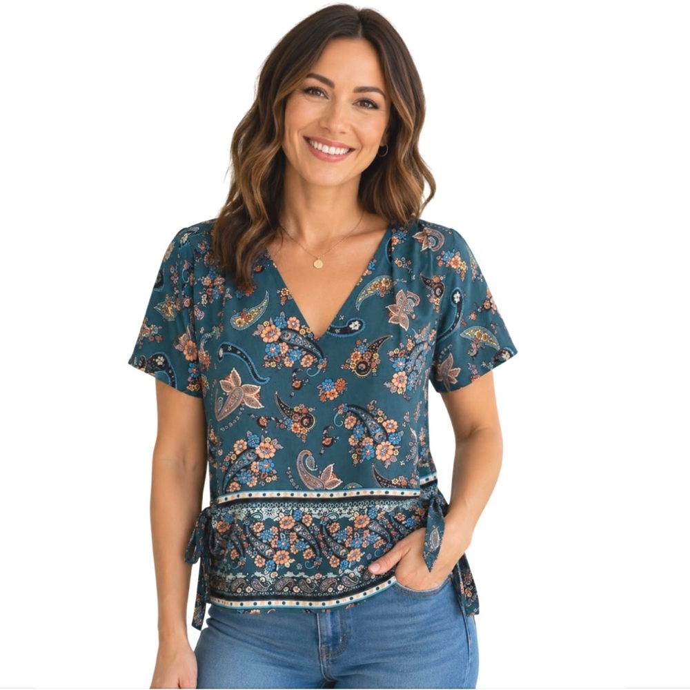 Collective Concepts Stitch Fix Green Paisley Print Tie Side V Neck Top Small